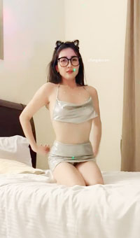 【双生姐妹花】一口吃三屌_群P啪啪_前后夹击_颜射_吞精_2