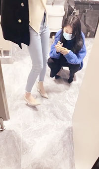 为求刺激在公厕双飞高颜值闺蜜