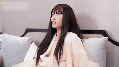 迷妹推荐--女优面试 被变态色狼尾随跟踪劫财劫色强奸-01