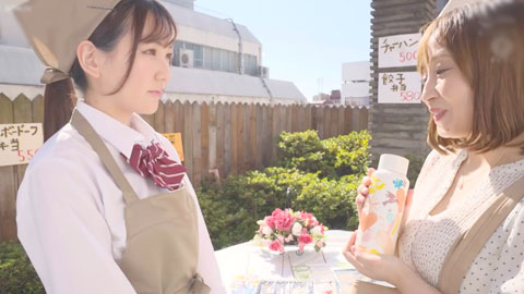 女同美少女恋人的扭曲爱情装扮人偶 君野绫野白石丽奈_001