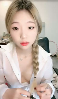 校花回归！好甜好纯好漂亮道具自慰！爽歪歪