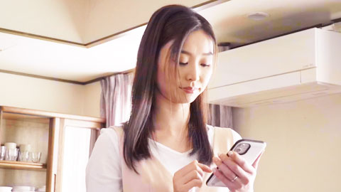 我无法忘记我义父的吻-夏目西春