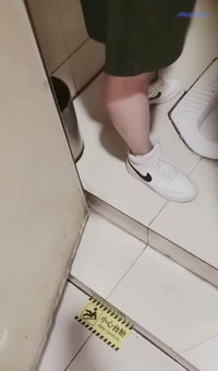 媲美佳多饱微博网红拜金反差婊艾尼呦-被土豪大哥包养自拍不雅视频各种调教车震潮喷完整全套