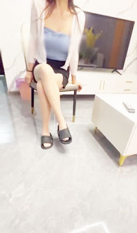 分开房间交换伴侣，才能看到女人真实一面，就是太费精液了_001