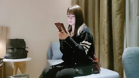 迷妹推荐--你不是那样的人吧?怀疑自己被偷拍的雪肌美女,被干的高潮连连,娇喘不断,听声都要射了