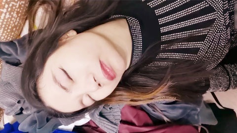 迷妹推荐--迷奸美熟女后妈_被各种玩弄_狂艹一顿毫无知觉，肥美逼逼简直爽翻了！