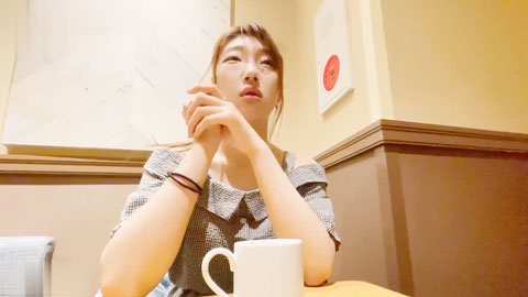 迷妹推荐--留学少女网吧性爱