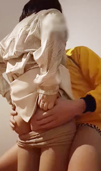 城中村熟女姐姐，大屌饥渴难耐，奋力打桩