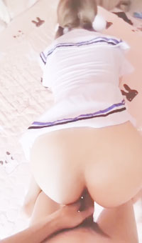 极品淫荡女友『小芽芽不乖』双马尾萝莉制服装啪啪口交