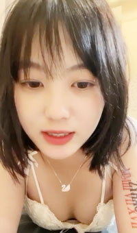 宝贝超甜 大奶美女校花萝莉 反差眼镜婊露脸道具自慰