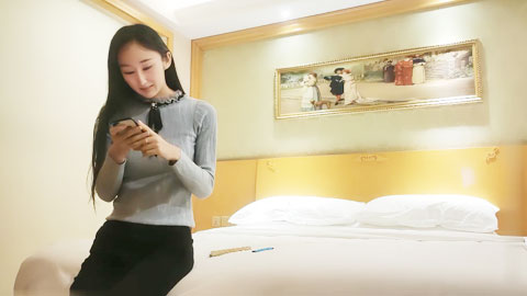 迷妹推荐--高跟黑丝女神，甜美温柔此等佳人难得一遇