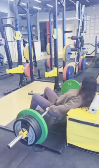 浙江义乌抖音健身舞蹈博主 王璐 露出健身房3P金主爸爸6