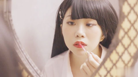 迷妹推荐--用美乳孝顺公公的年轻媳妇