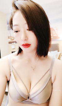 熟女真实放得开，超刺激