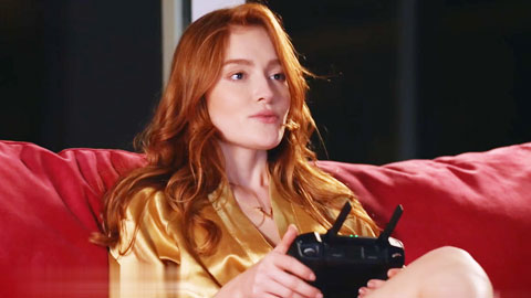 完美的娃娃一起射精