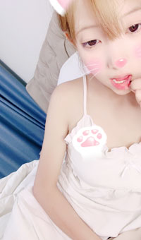 巨乳学生妹 ，小穴粉嫩，道具自慰高潮抽搐