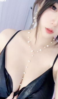 小奶球高能抖奶情趣骚舞，骚妇自扣自慰，超级诱惑！