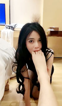 #SM调教港台风00后模特_满分颜值顶级美腿，表情很销魂