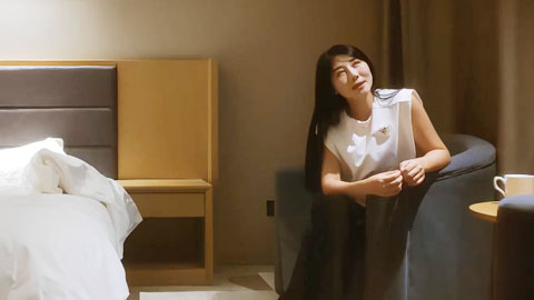 迷妹推荐--颜值身材俱佳天花板，重金约大圈外围模特，175CM美女