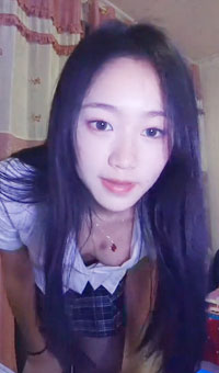 这么甜美又闷骚的女孩谁能不爱呢-02