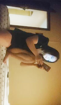 小少妇摁倒狂抠穴水汪汪