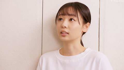 性知识浅薄的她妹妹的无防备内裤不均匀了，所以第一次教大人用○po的时候田亚美