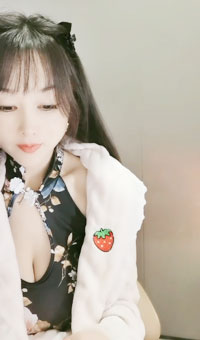 E杯女神裸舞诱惑~疯狂抖奶