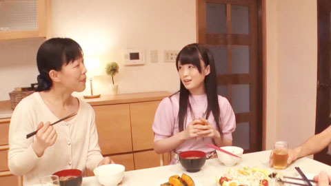 和萝莉妹妹濑名光莉的近亲相姦-01