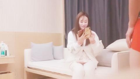 迷妹推荐--全身美白娇嫩 性欲控制不住 疯狂输出 小姐姐苦苦哀求我 不行了受不住了快射吧