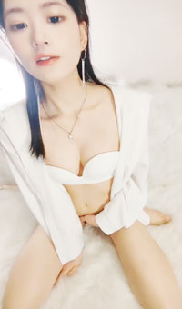 女神级美女！细腰美腿收费房！翘起屁股掰穴，单腿性感黑丝，紧致小穴手指扣弄，表情极度诱惑
