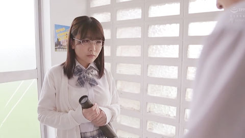 WAAA-296 对明天就要去留学的优等生告白后居然答应了！_cut_001