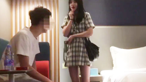 迷妹推荐--翘臀小蛮腰 乖巧听话  各种姿势都懂得配合  随便一教就上手了