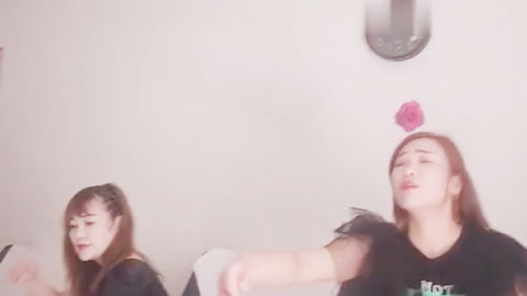 迷妹推荐--城中村找个熟女泻火