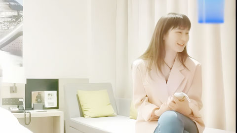 迷妹推荐--超高颜值性感美乳妹口交舔弄骑乘后入猛操