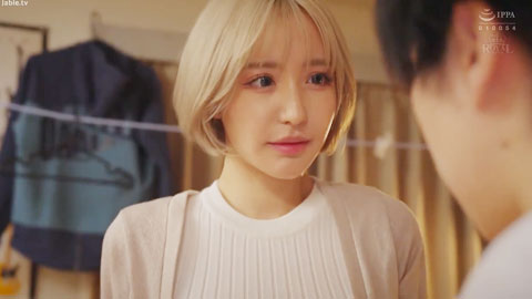 ROYD_257_一回家就看到一個莫名其妙賴在我家的陌生纖細巨乳辣妹，不認識卻溫柔地誘惑我_百永紗里奈_002