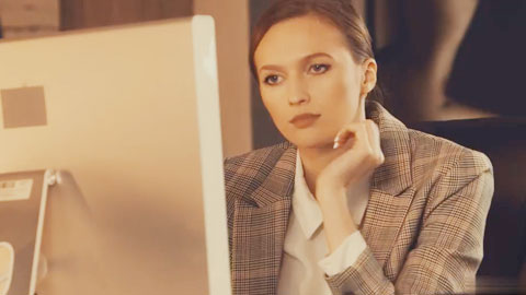 秘书干完活了开始干秘书