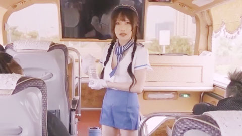 迷妹推荐--性爱公交车淫乱女导游与乘客的乱交之旅