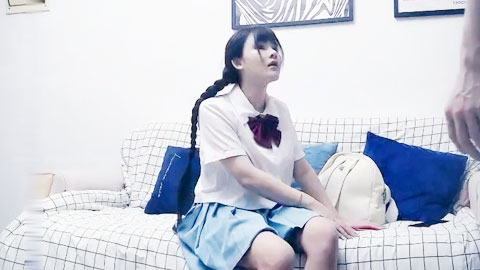 迷妹推荐--酒店约会双马尾学生妹