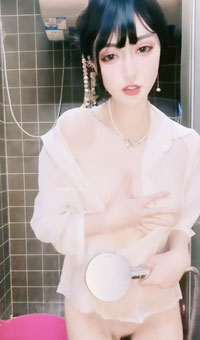 反差黑丝女神 道具自慰 潮喷裸舞直播