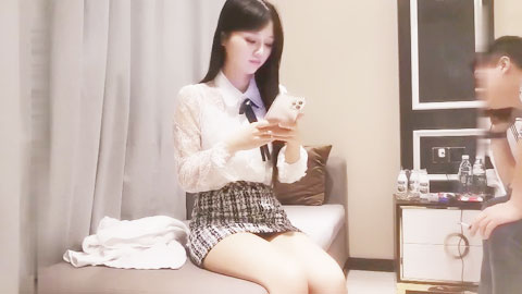 迷妹推荐--极品高颜值校花妹子