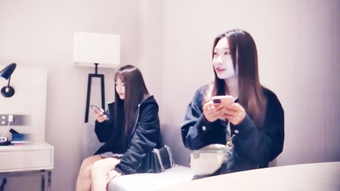 迷妹推荐--刚出道没多久的小模