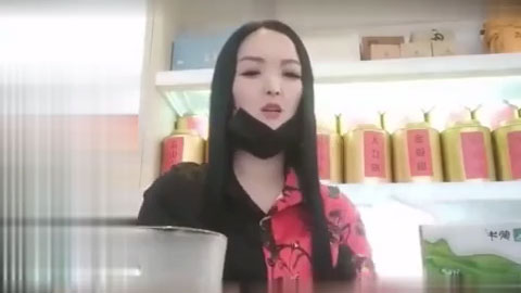 迷妹推荐--真实搭讪茶叶店老板娘全过程，直接在商场无套内射