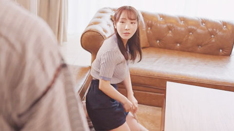 人妻将继父的全身舔舐吸吮殆尽__001