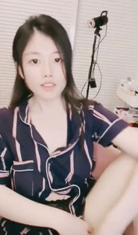 九分气质女神极品美腿美臀摆弄各种姿势美穴抠逼自慰白浆直流