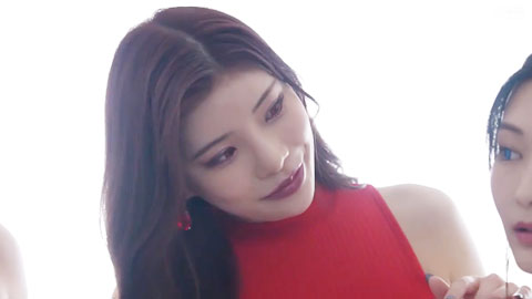 将两位身材超棒的美女教练一起洗脑控制__002