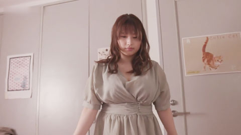 女友的姐姐用巨乳和中出OK诱惑我 2