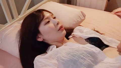 这是我经历过的最奇妙的恋情。性爱、日常生活，我的情妇的一切都毁了。我快要在这片沼泽里消磨殆尽了_002