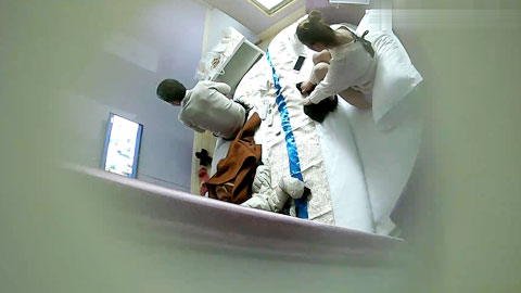 迷妹推荐--学校附近酒店偷拍系列_文静的女学生好能叫