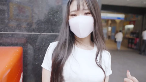 「我想早点做……」 对着淫秽下流的美女家教持续阴道内射精