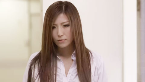 美女警官医院卧底- 椎名由奈